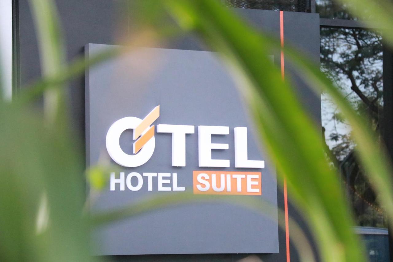 Otel Hotel Suite Sibu Extérieur photo